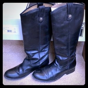 frye melissa button boot